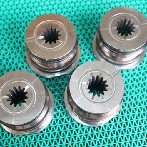 Precision Gear Custom Molds Supplier - immagine 2